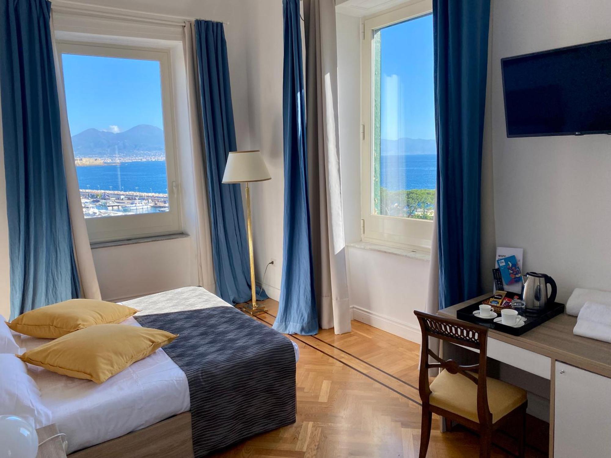 Palazzo Mele Residence Napoli Bagian luar foto