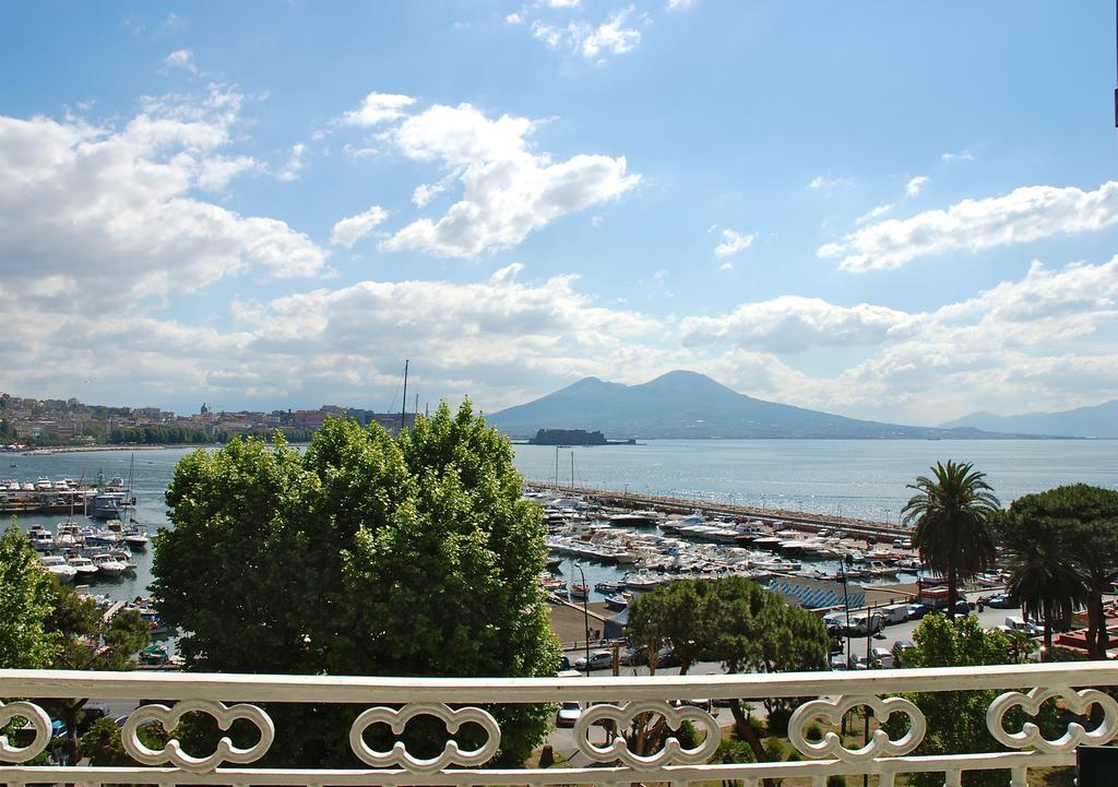 Palazzo Mele Residence Napoli Bagian luar foto